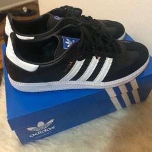 Adidas samba shoes